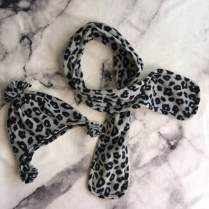 CRAZY 8 Toddler/Kid Leopard Beanie & Scarf Set